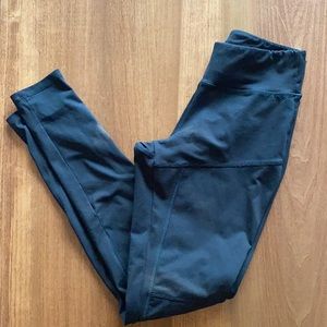 Jessica Simpson the warm up black leggings